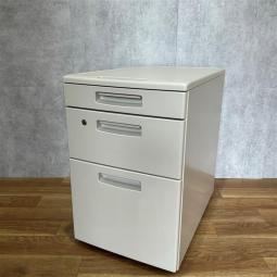 ウチダ製　STシリーズ　３段ワゴン　ホワイト【福岡オフィス家具】【福岡中古家具】【中古事務什器】【中古チェア】【中古椅子】