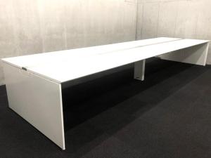 W4800mm！8名分のワークステーション！■オカムラ製　フリーアドレスデスク　ホワイト　【いま流行のワークスタイル！】【倉庫在庫】