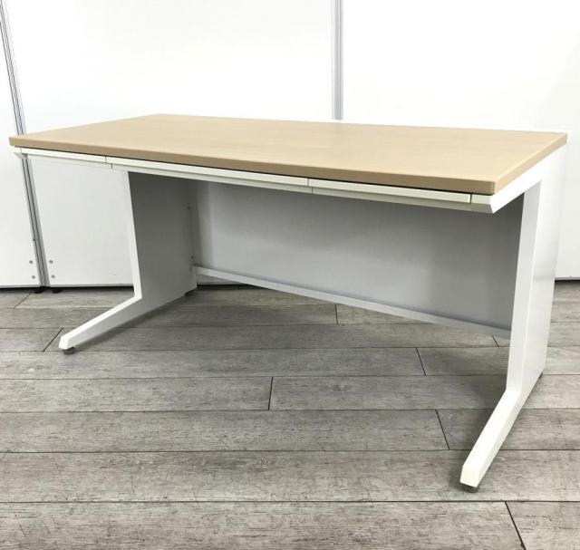 【ゆとりのあるワークスペースで作業効率アップ！】■オカムラ　アドバンスシリーズ　平デスク　W1400×D700×H720mm　■人気の木目調カラーが入荷しました！【Okamura　ADVANCE】