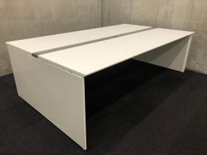 【倉庫在庫品】国産のフリーアドレスデスクが倉庫へ大量入荷！詳しくは店員まで！■オカムラ　■プロユニットフリーウェイ　■W2400㎜