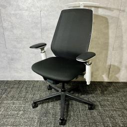 【☆コートハンガー付きメッシュ☆】◆ウチダ/ニンバス　ハイバック　可動肘　博多　天神　オフィスバスターズ　中古　九州最大級
