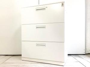 A4書類が大量に収納可能！天板付きの3段ラテラルキャビネット！
■コクヨ/エディア/ホワイト